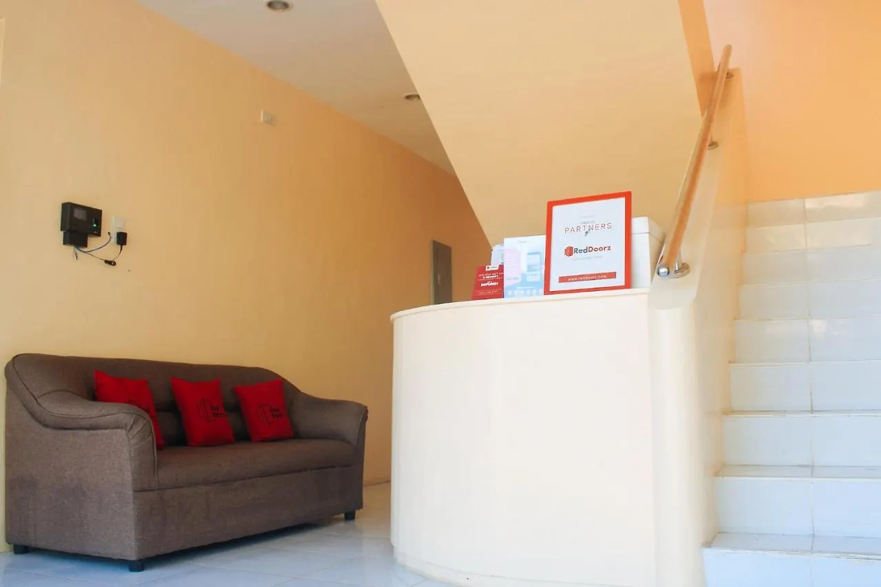 Reddoorz Near Panglao Municipal Hall Danao  Hotel Danao (Panglao Island)