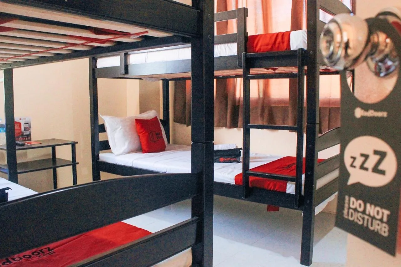 Reddoorz Near Panglao Municipal Hall Danao  2*, Danao (Panglao Island)